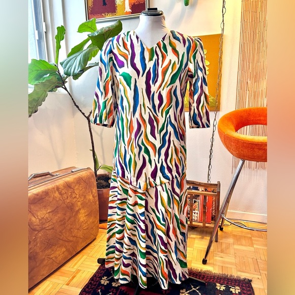 80s/90s True Vintage Rainbow Zebra Print Linen Drop Waist Dress - Picture 4 of 10